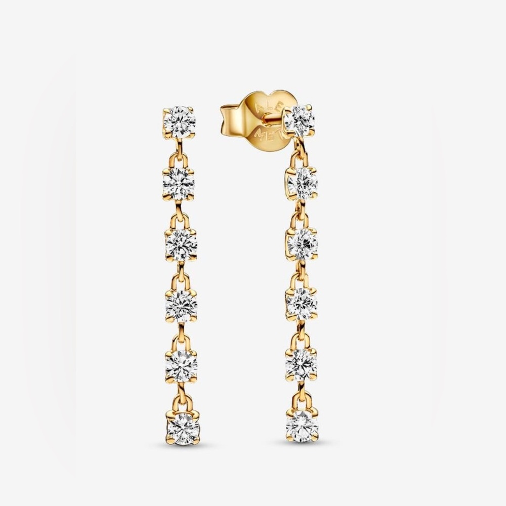 Pandora Sparkling Stones Drop Earrings
14k gold plating NEW‎